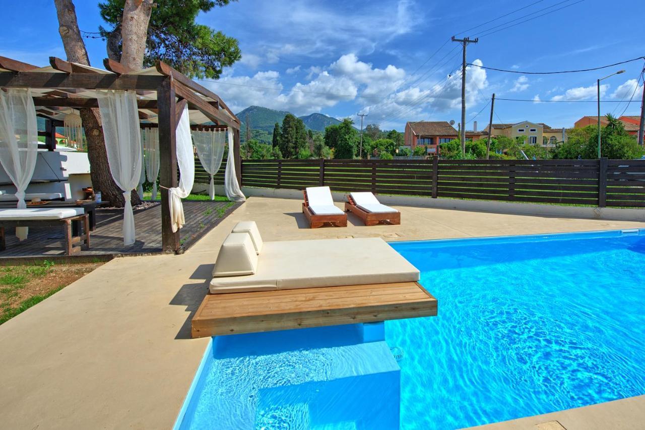 Beach Villa Christina By Posarellivillas Acharavi  Exteriör bild