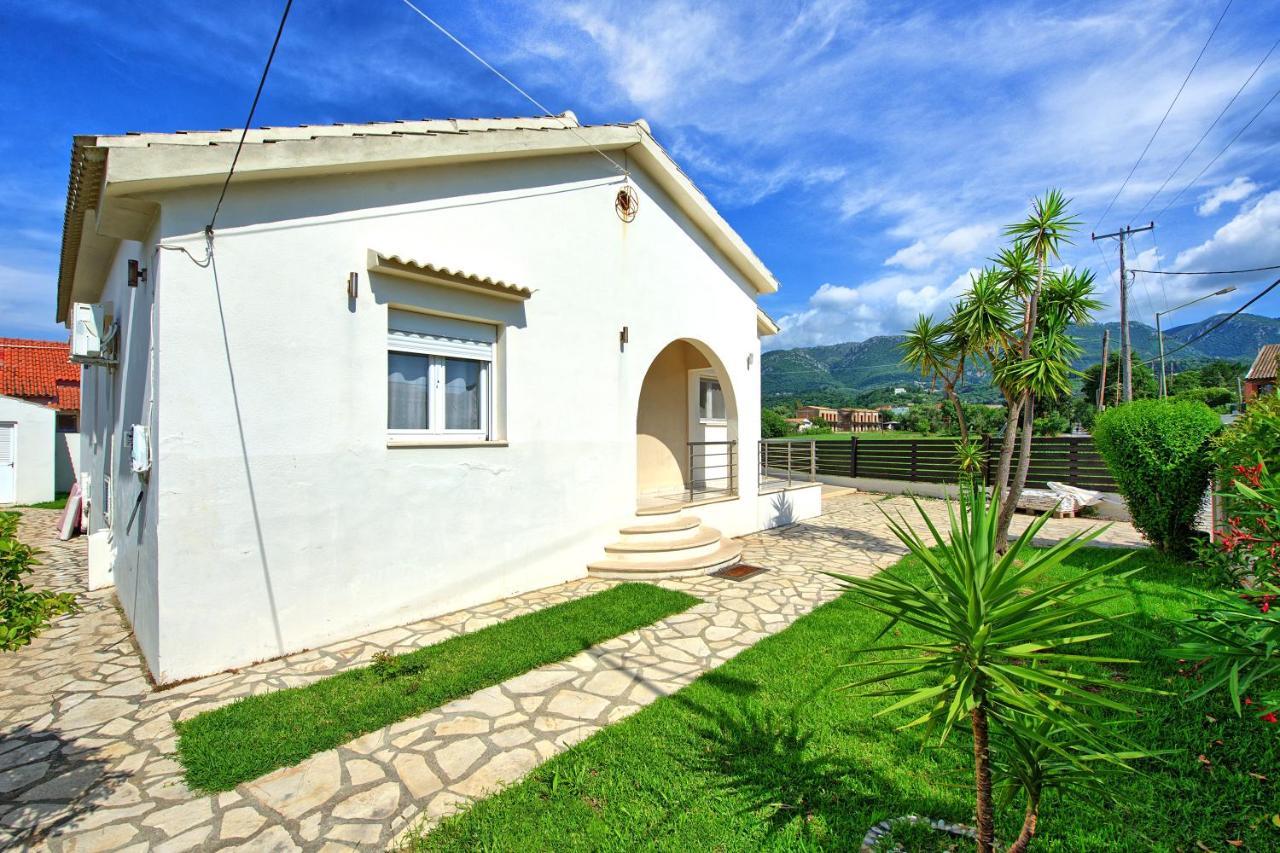 Beach Villa Christina By Posarellivillas Acharavi  Exteriör bild